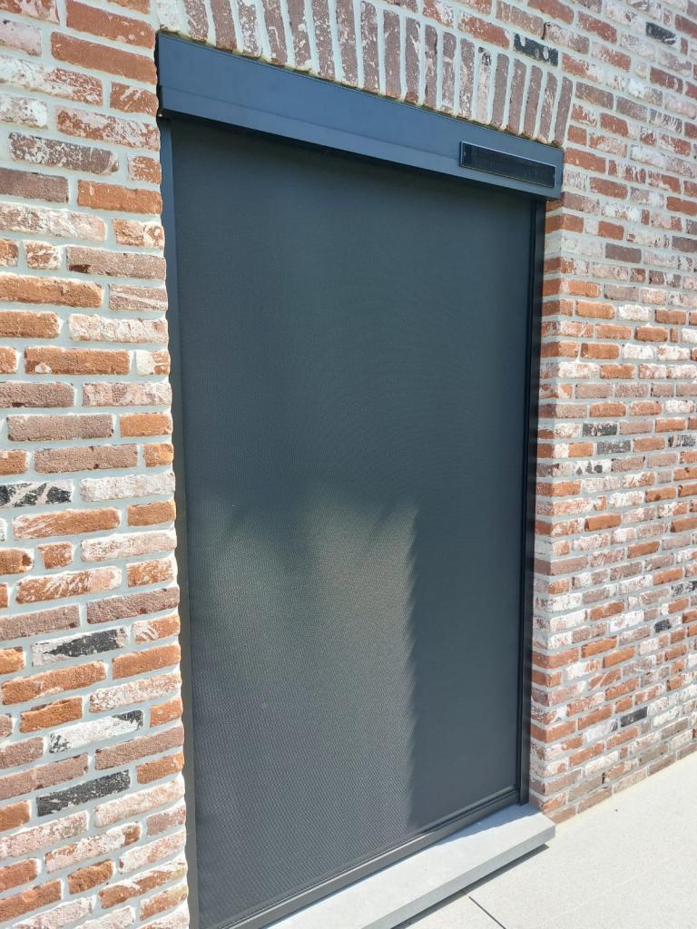 screens