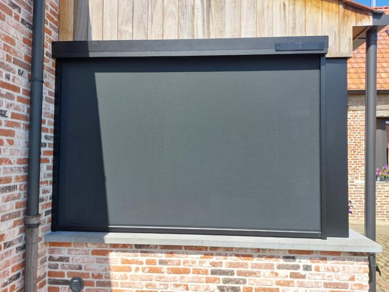 screens